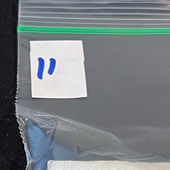 Vintage Avon Brooches Cameo and Cherub - Picture 11 of 11